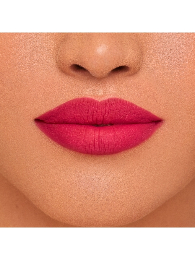 Major Beauty Headlines - Precision Lip Crayon 